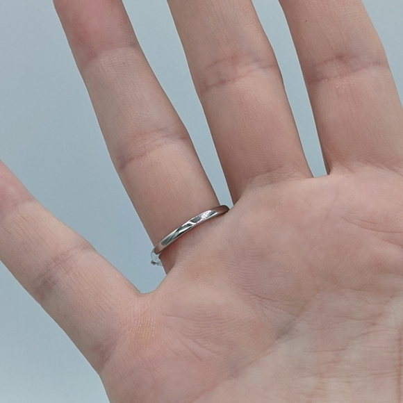 Large Oval Cut Diamond Alternative Solitaire - Picture 8 of 9